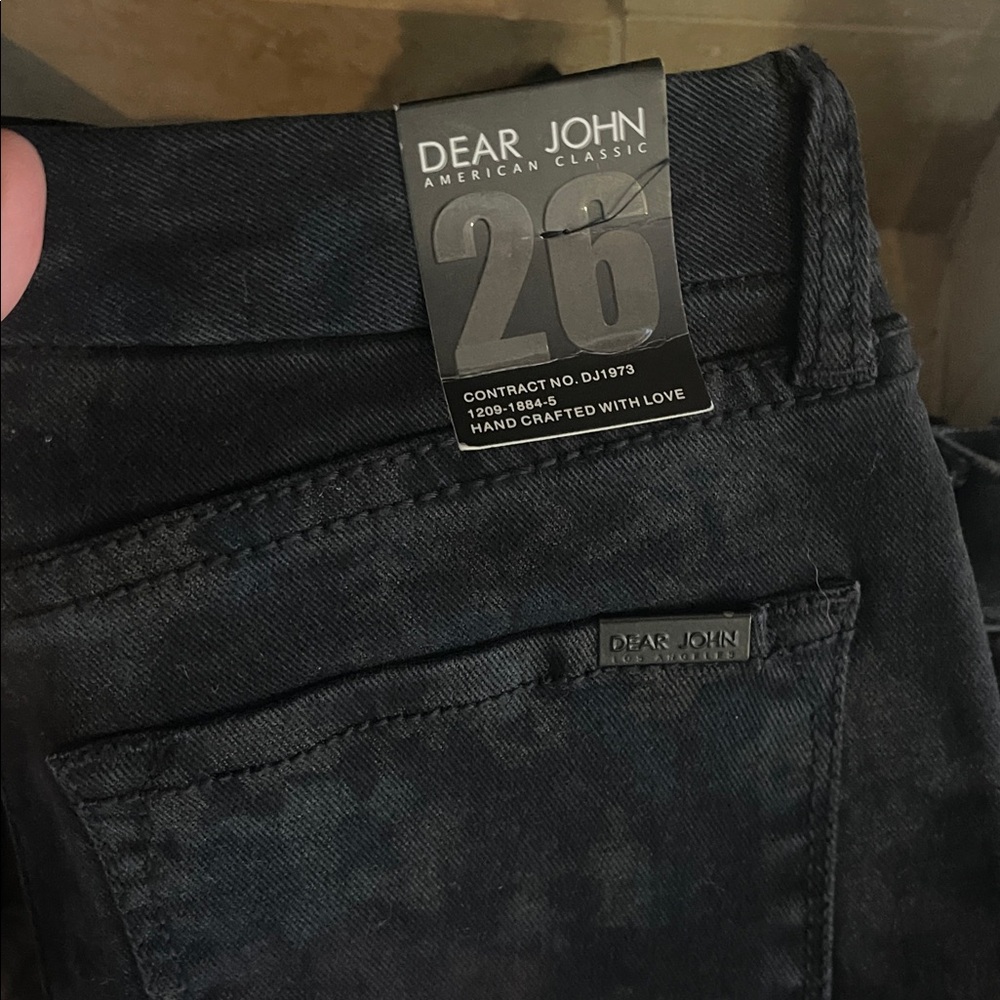 NWT Women’s Dear John 26!